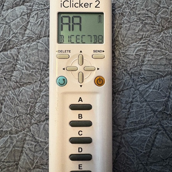 iClicker2 - Picture 2 of 3